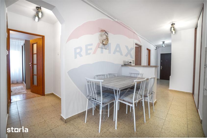 Apartament cu 3 camere decomandat în Vlahuță
