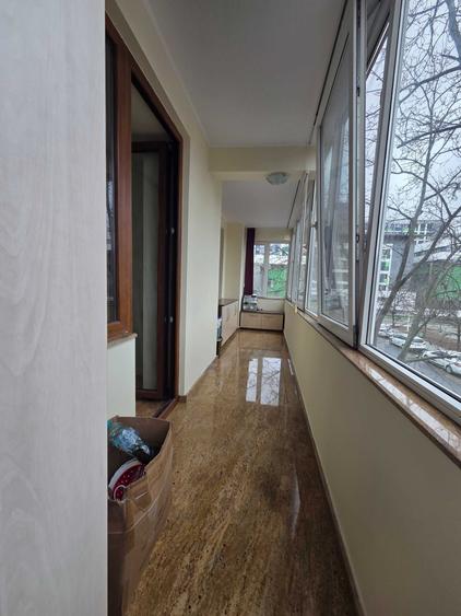 Apartament cu 2 camere decomandat în Spitalul Județean