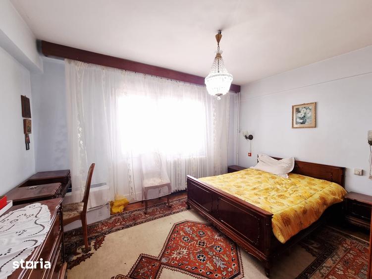 Apartament cu 4 camere în Central