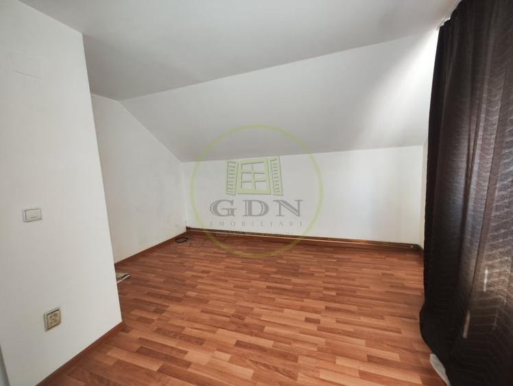Casă individuală cu 5 camere cu Canalizare în Lascăr Catargiu