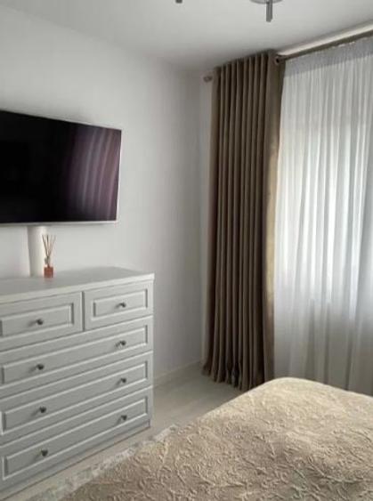 Apartament cu 2 camere decomandat, mobilat în Tineretului