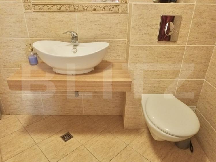 Apartament decomandat cu 3 camere in Tractorul - Coresi - 5