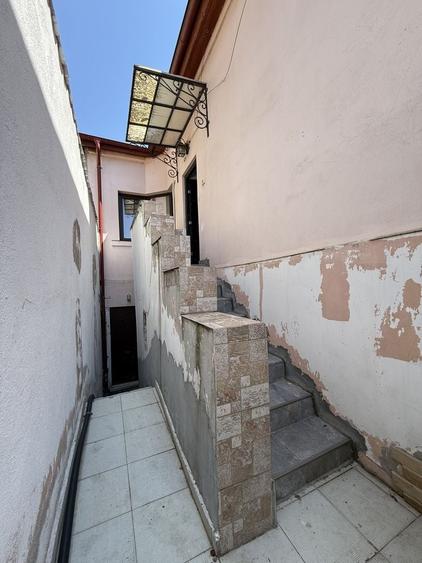 Casă individuală cu 3 camere cu Canalizare în Iancului