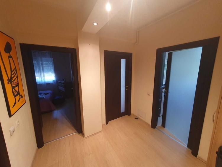 Apartament cu 2 camere decomandat în Exterior Vest