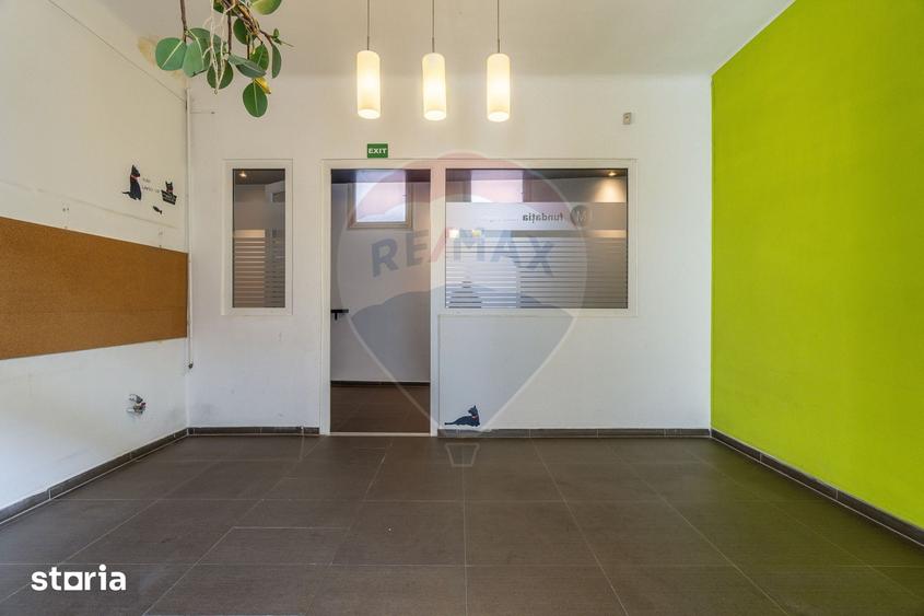 Apartament cu 4 camere în Centrul Istoric