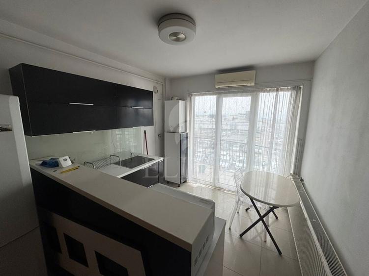Apartament cu 2 camere semidecomandat, mobilat în Zorilor