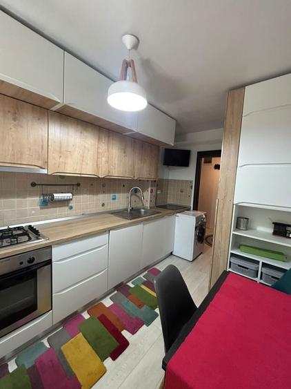 Apartament cu 2 camere decomandat în Drumul Taberei
