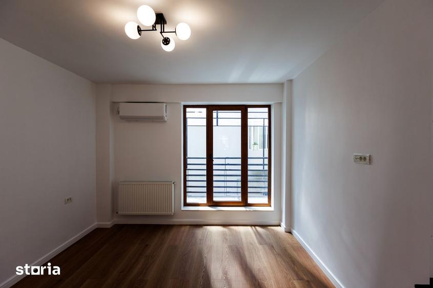 Apartament cu 3 camere decomandat în Primăverii