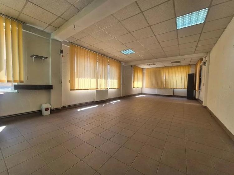 Casă cu 3 camere cu Teren 40 Mp în Central