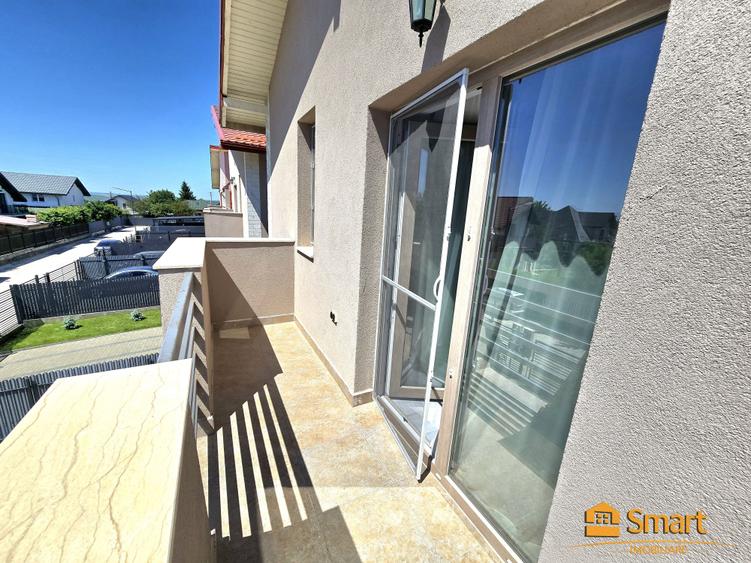 Duplex cu 4 camere cu Canalizare în Păcurari