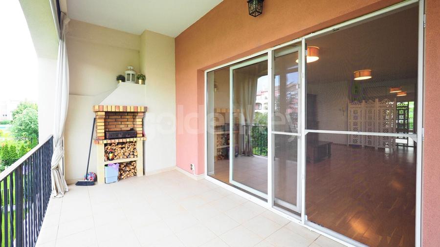 Apartament cu 4 camere decomandat, mobilat în Pipera