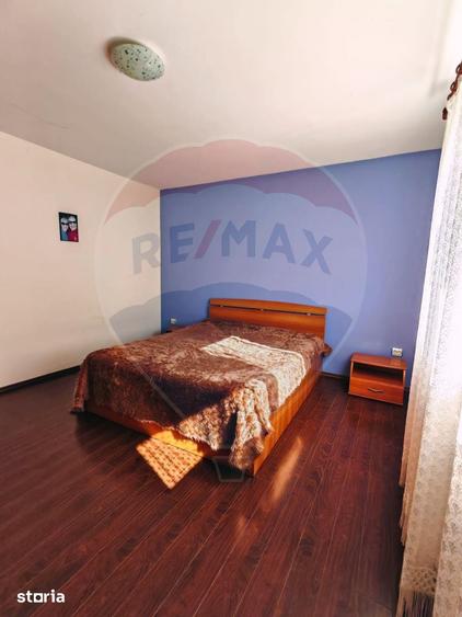 Casă cu 5 camere cu Teren 500 Mp în Hărman