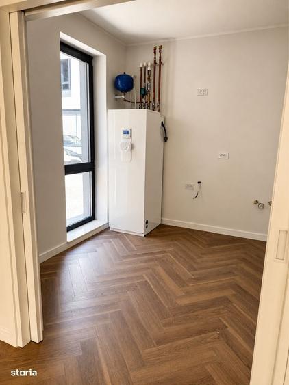 Casă cu 4 camere în Exterior Vest
