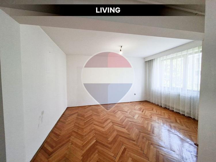 Apartament cu 4 camere decomandat în Ultracentral