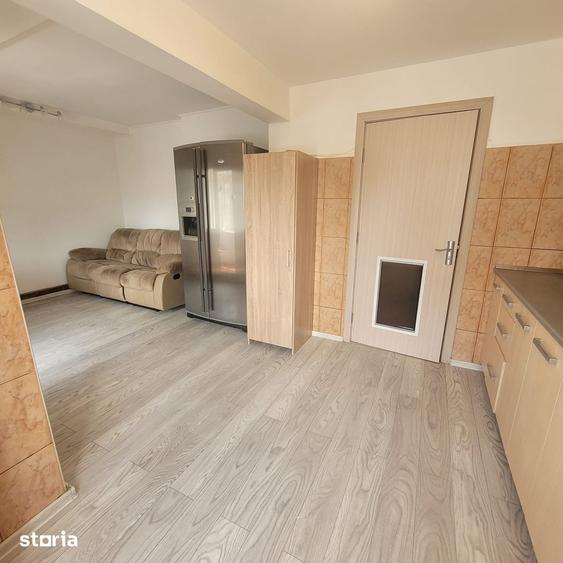 Apartament cu 3 camere decomandat în Centrul Civic