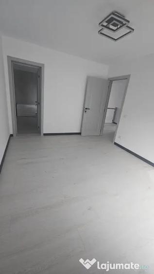 Casă cu 3 camere cu Teren 300 Mp în Burdujeni