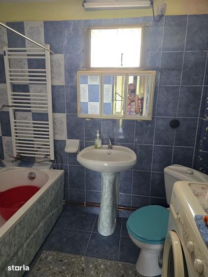 Casă cu 4 camere cu Teren 1395 Mp în Sântuhalm
