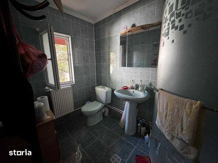Casă cu 3 camere cu Teren 100 Mp în Gării