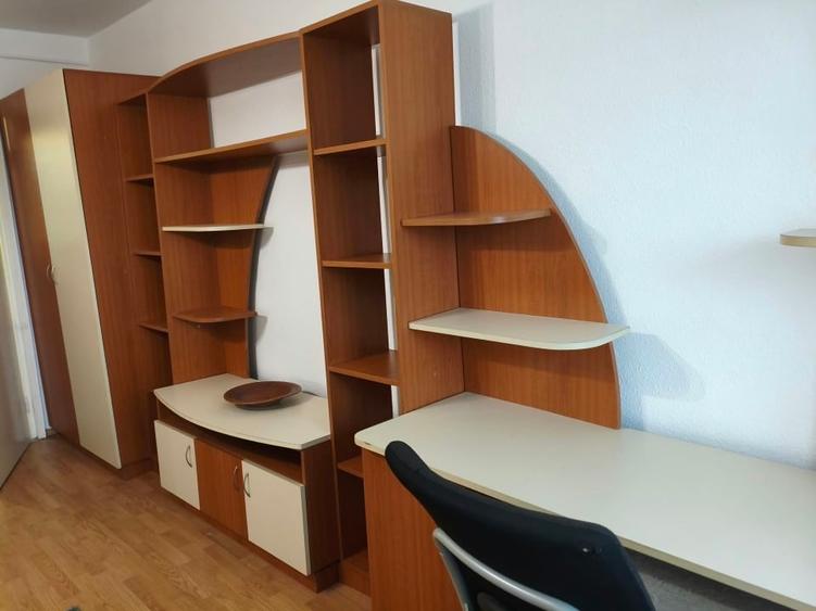 Garsonieră decomandată, mobilată în Mărăști