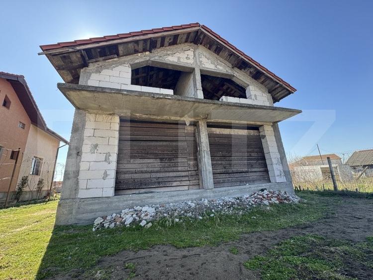 Casă individuală cu 4 camere cu Teren 420 Mp în Cernele