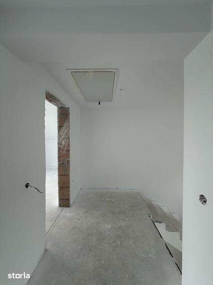 Casă cu 4 camere cu Teren 330 Mp în Ștrand