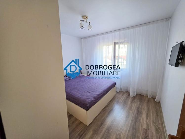 Apartament cu 3 camere decomandat, mobilat în E3