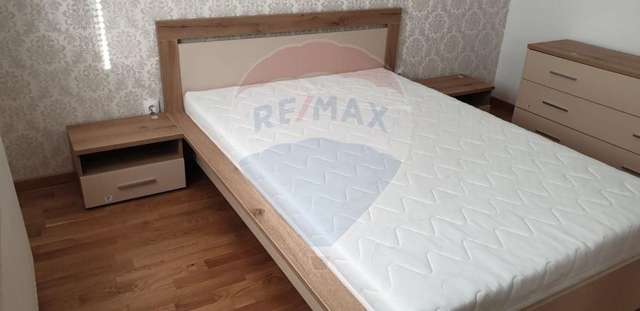 Apartament cu 2 camere semidecomandat în Borhanci