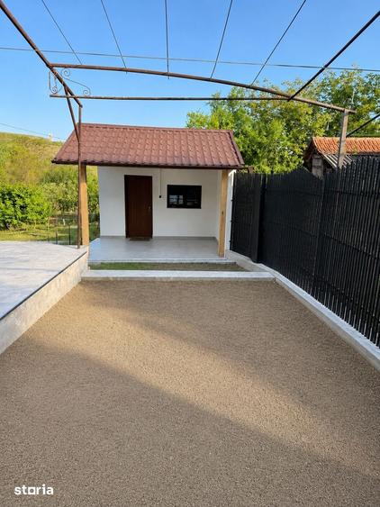 Casă cu 3 camere cu Teren 1500 Mp în Hidiș