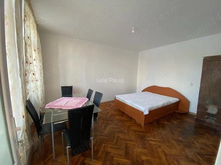 apartament ultracentral curte comuna