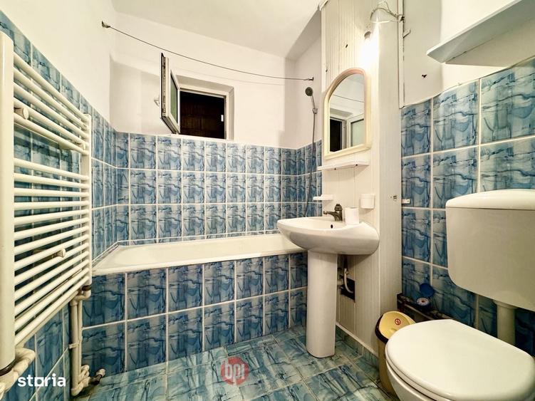 Apartament cu 3 camere semidecomandat în Fălticeni