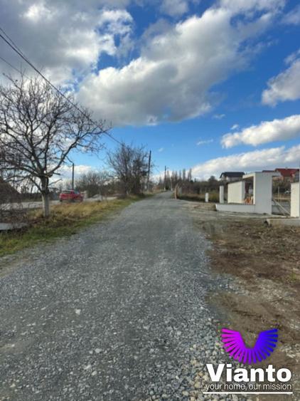 Teren Construcții intravilan de 2000 mp, în Daia