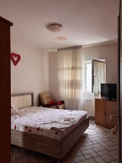 Vand apartament 2 camere - 1