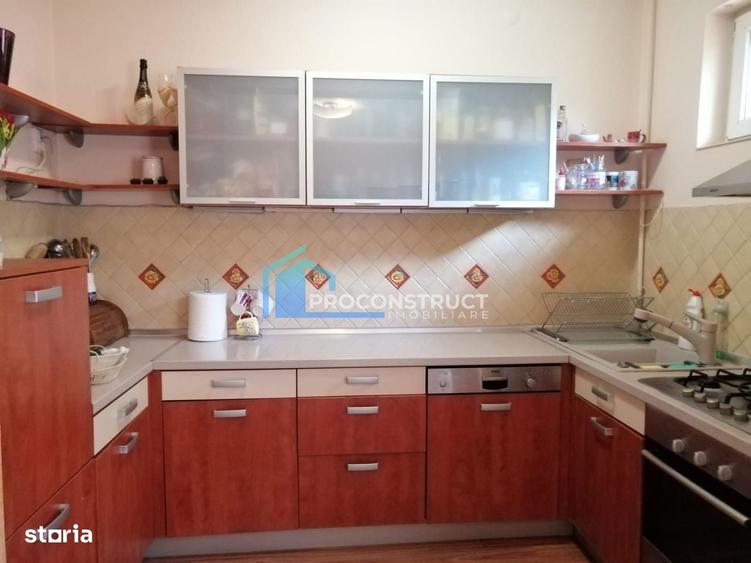 Casă cu 4 camere cu Canalizare în Lipovei
