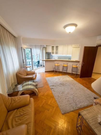 Apartament cu 3 camere decomandat, mobilat în Primăverii