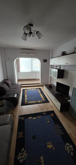 Apartament cu 2 camere decomandat în Faleza Nord