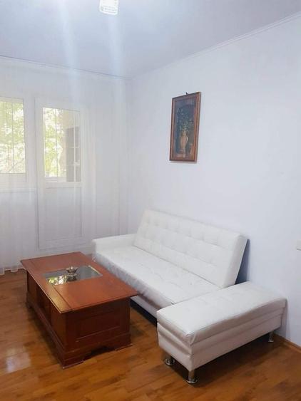 Apartament cu 2 camere decomandat în Drumul Taberei