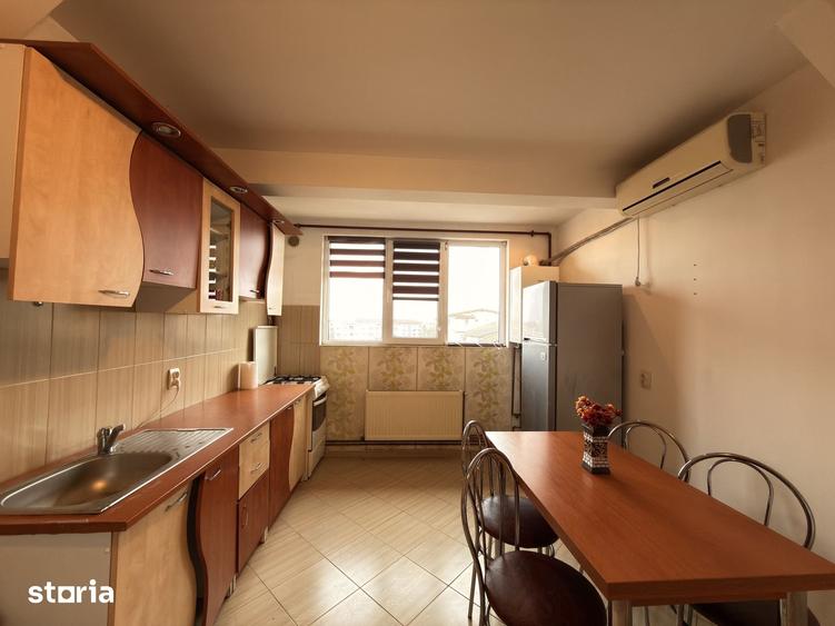 Apartament cu 2 camere decomandat în Girocului