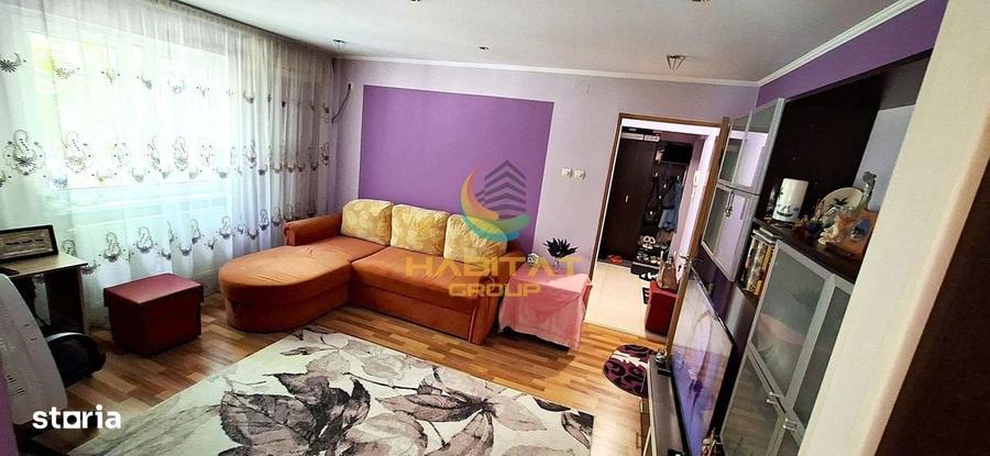 Apartament cu 3 camere semidecomandat în Central