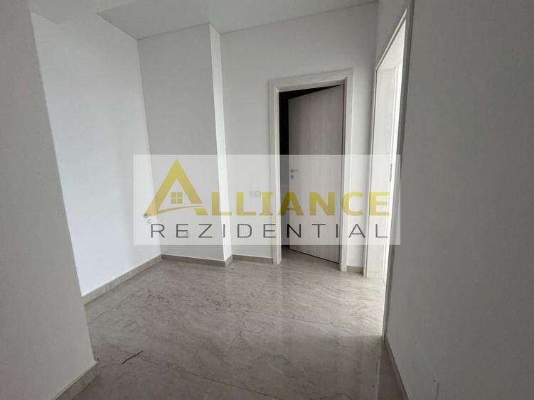 Apartament cu 2 camere decomandat în Est
