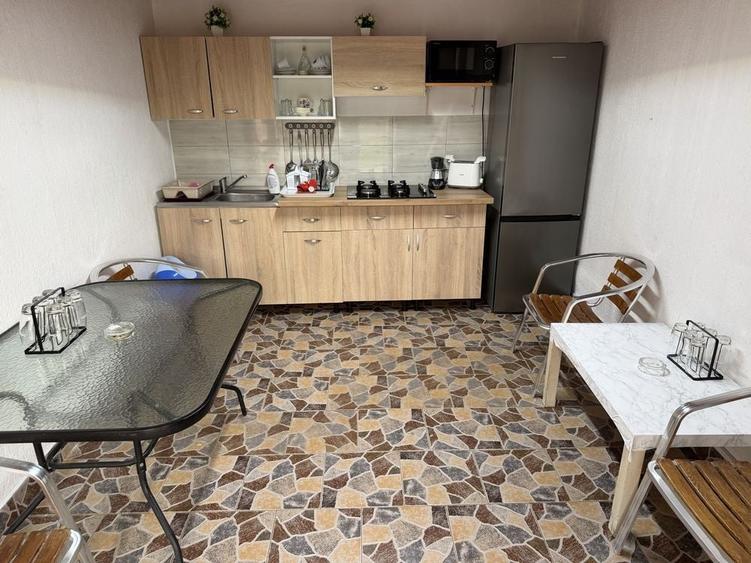 Casă cu 4 camere în Vadu