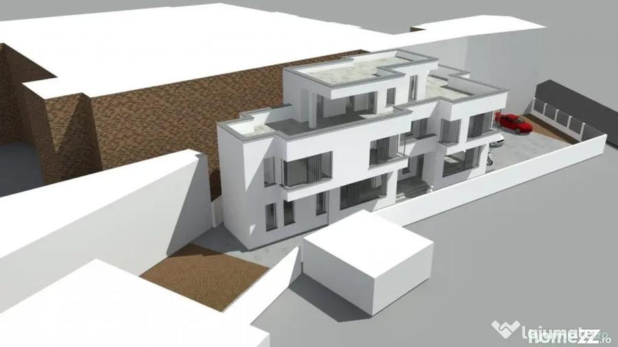 Casă cu 7 camere cu Teren 715 Mp în Central