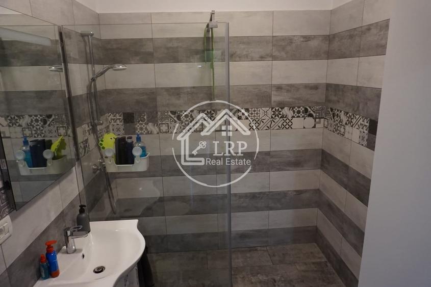 Apartament cu 2 camere semidecomandat, mobilat în Mamaia-Sat