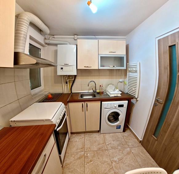 Apartament cu 2 camere decomandat în Progresul