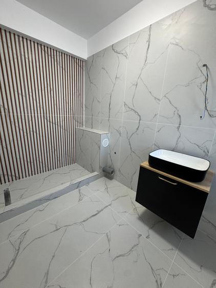 Duplex cu 4 camere cu Canalizare în Prelungirea Ghencea