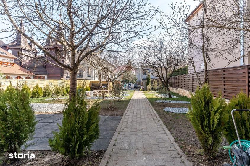 Casă cu 7 camere cu Teren 700 Mp în Grigorescu