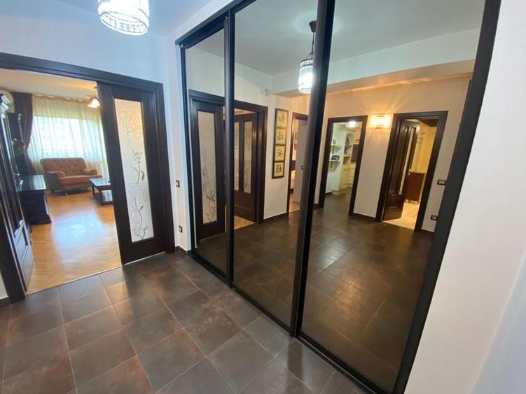 Apartament cu 2 camere decomandat în Unirii