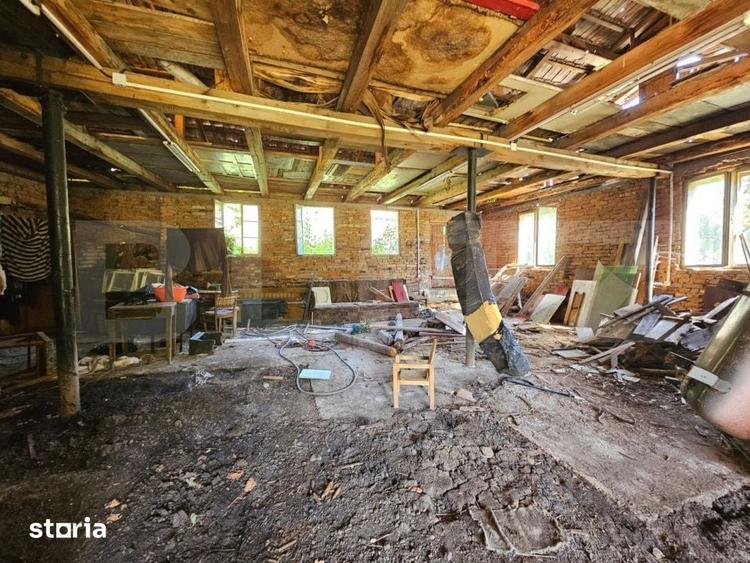 Casă cu 5 camere cu Teren 1249 Mp în Săsciori