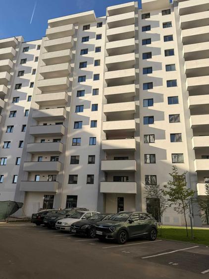 Apartament cu 2 camere semidecomandat în Păcii