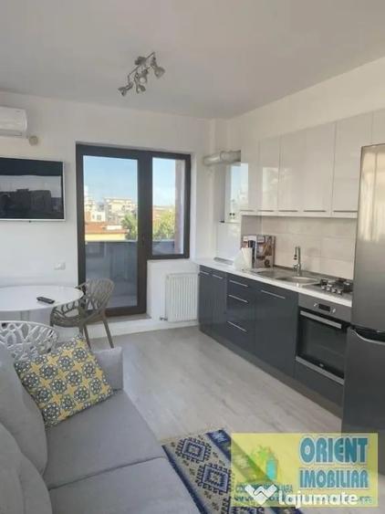 Apartament cu 2 camere decomandat în Boreal