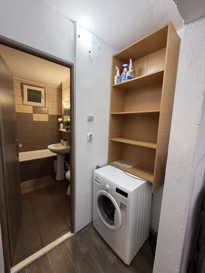 Apartament cu 3 camere decomandat în Obcini